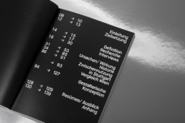 Editorialdesign Seitenansicht von Thesis Leerstand ungleich Stillstand